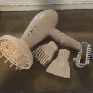 Conair INFINITI PRO Hair Dryer with Attachments